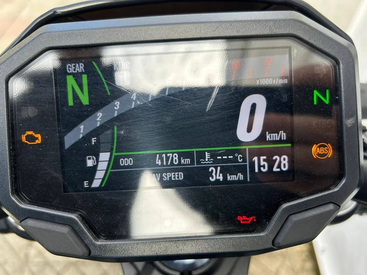 Kawasaki Z 650 (2025 - 26) (4)