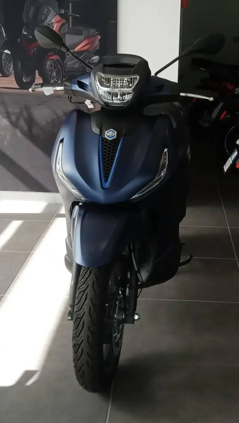 Piaggio Beverly 310 S (2025 - 26) (2)