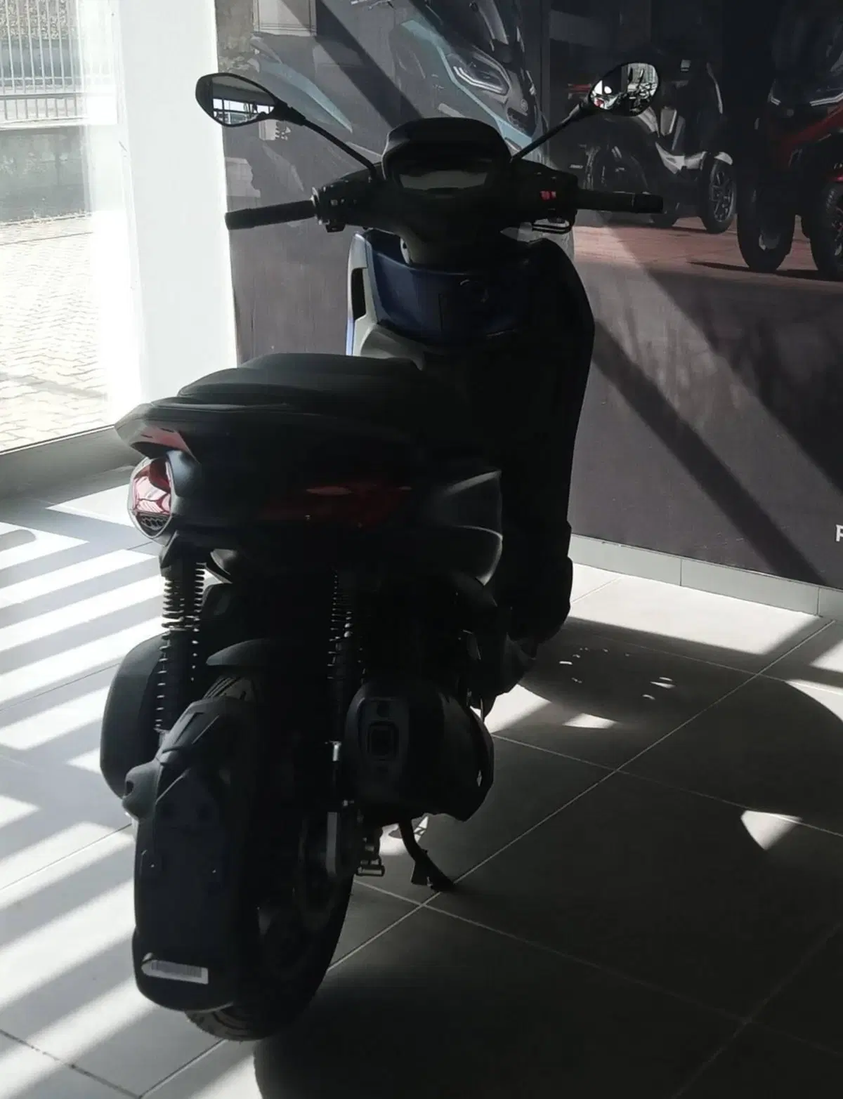 Piaggio Beverly 310 S (2025 - 26) (5)