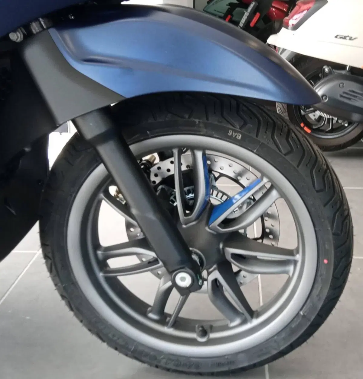 Piaggio Beverly 310 S (2025 - 26) (13)