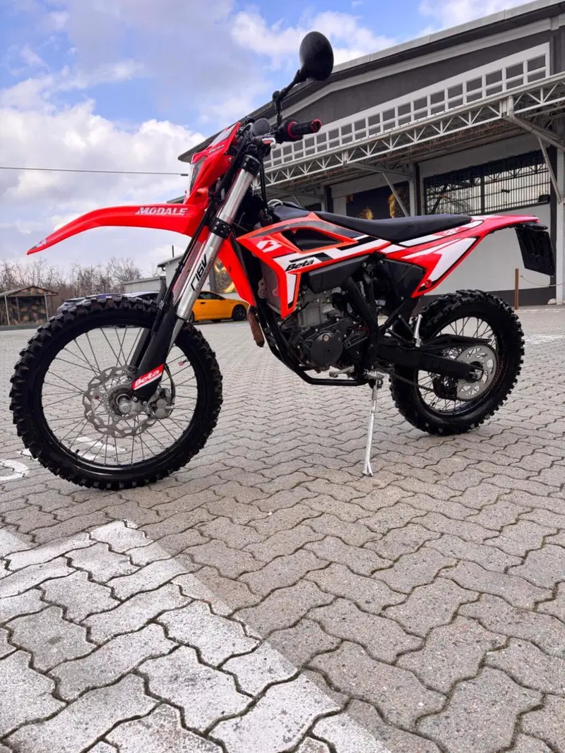 Betamotor RR 125 4T Enduro T (2023 - 24) (3)