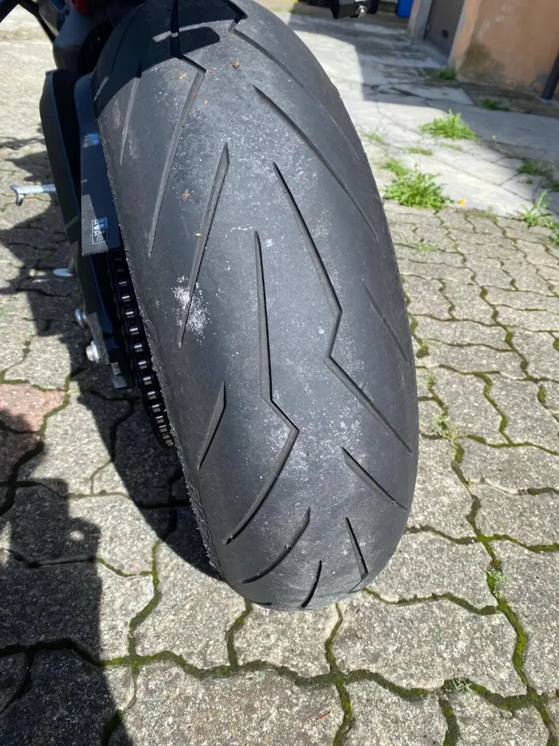 Triumph Street Triple R (2020 - 22) (7)