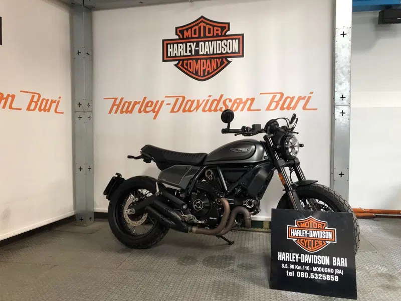 Ducati Scrambler 800 Night Shift (2021 - 22)