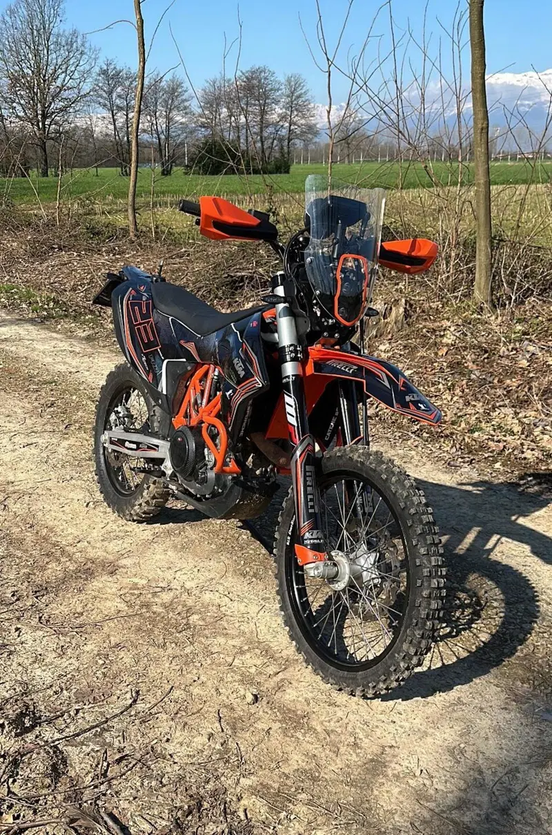 KTM 690 Enduro R (2019 - 20)