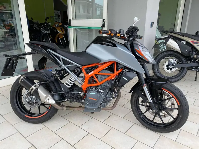 KTM 125 Duke (2021 - 23)