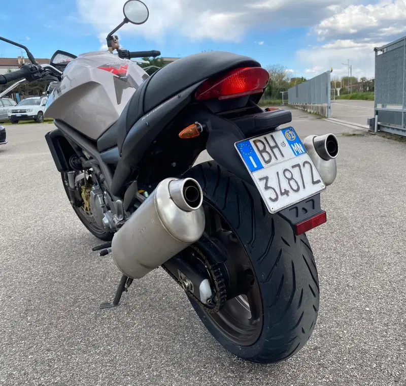 Cagiva Raptor 1000 (2000 - 05) (5)