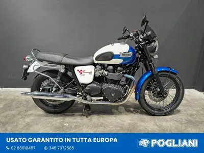 Triumph Bonneville T214 (2015) usata