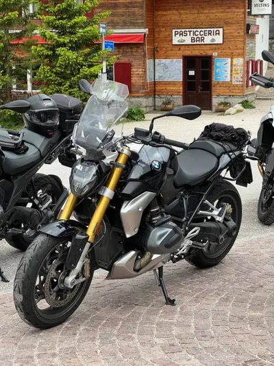 Bmw R 1250 R (2021 - 25) usata
