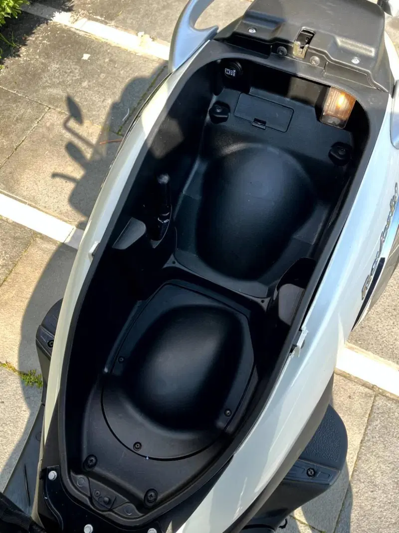 Piaggio Beverly 300 i.e. (2010 - 16) (15)