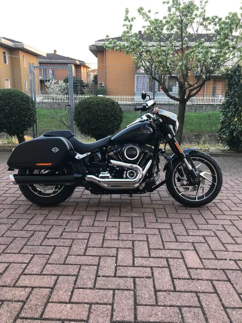 Harley-Davidson Sport Glide (2021 - 25)