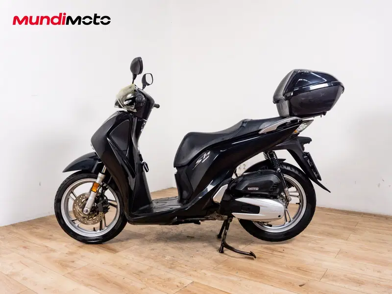 Honda SH 150i ABS (2013 - 16) (5)