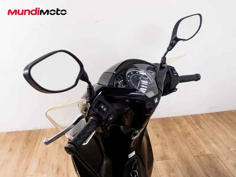 Honda SH 150i ABS (2013 - 16) (10)