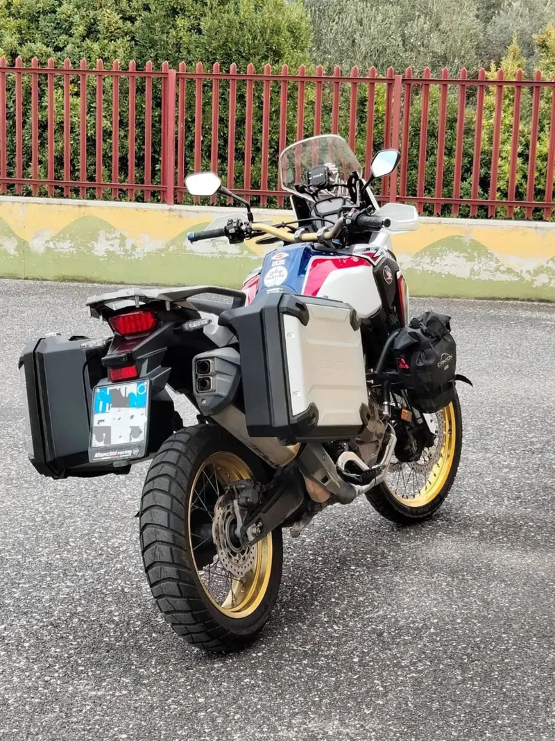 Honda Africa Twin CRF 1000L (2016 - 17) (2)