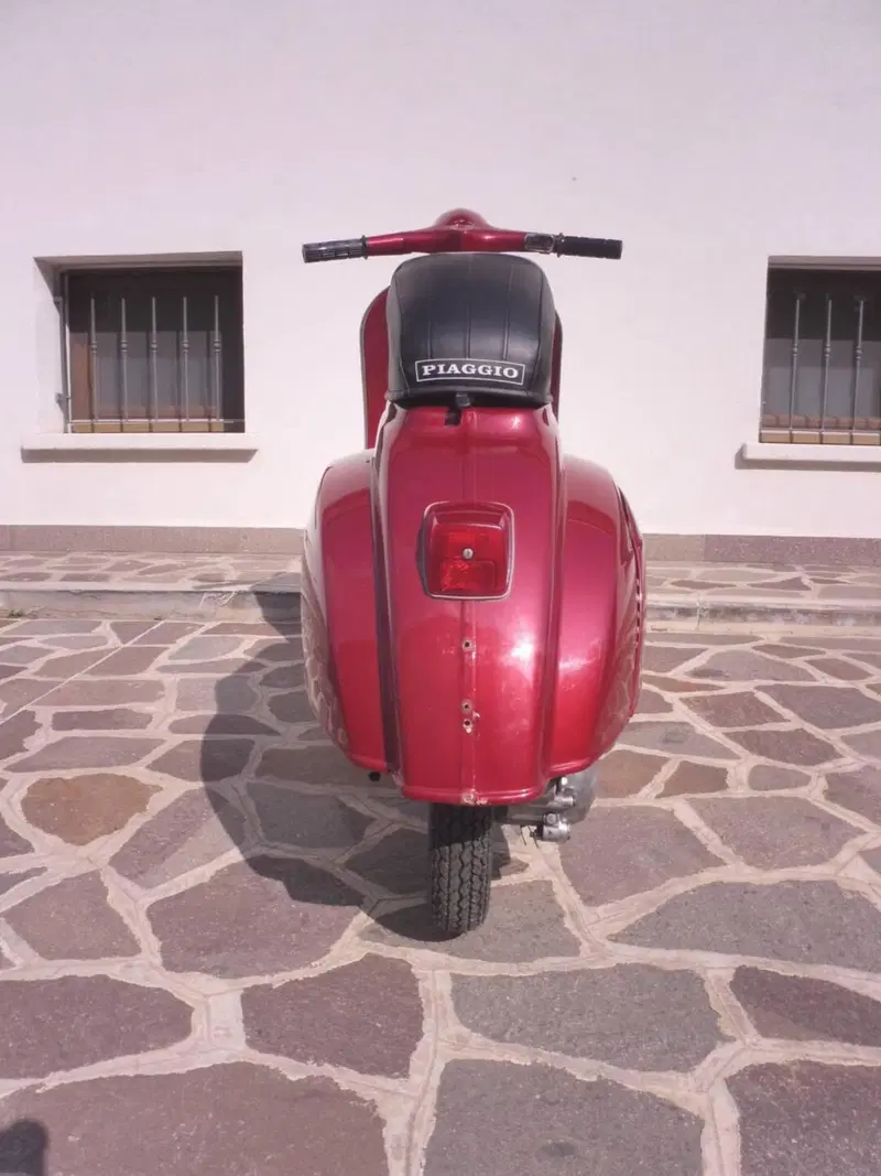 Piaggio Vespa 50 R (6)