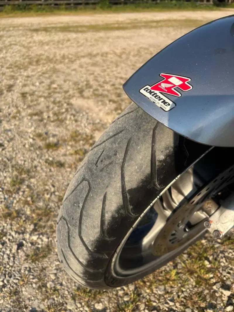 Honda Deauville 700 ABS (7)