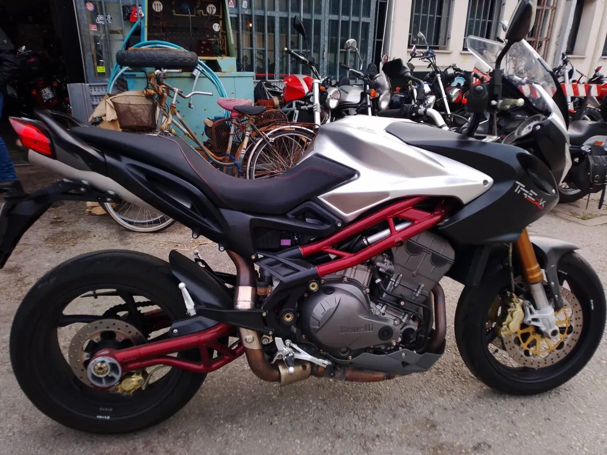 Benelli Tre 1130 K (2006 - 16) (2)