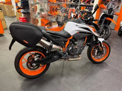 KTM 890 Duke R (2020) usata