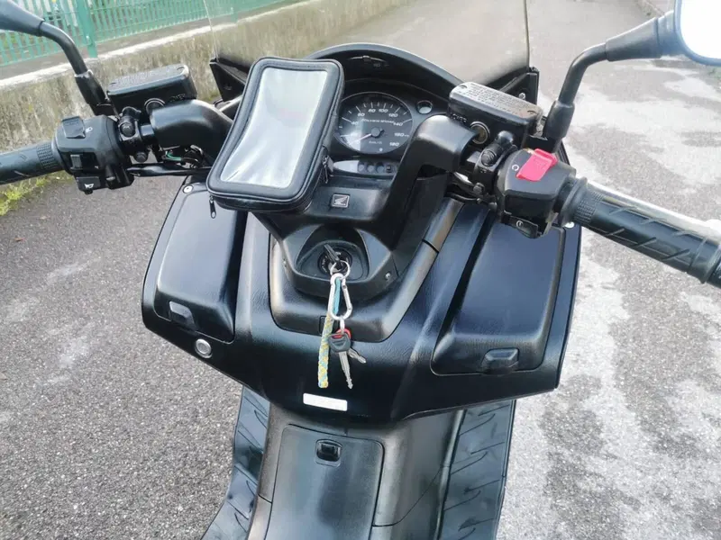 Honda Silver Wing 400 (2006 - 09) (5)