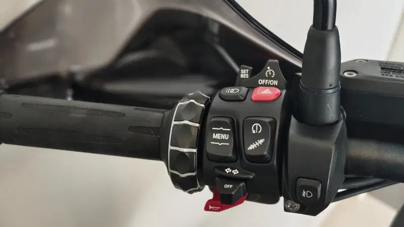 Bmw R 1250 GS (2021 - 24) (7)