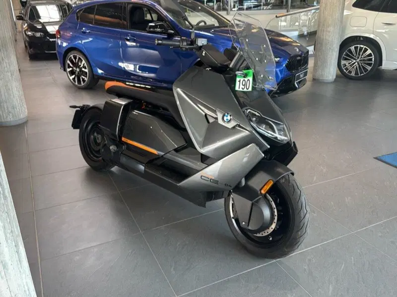 Bmw CE 04 (2021 - 25) (3)