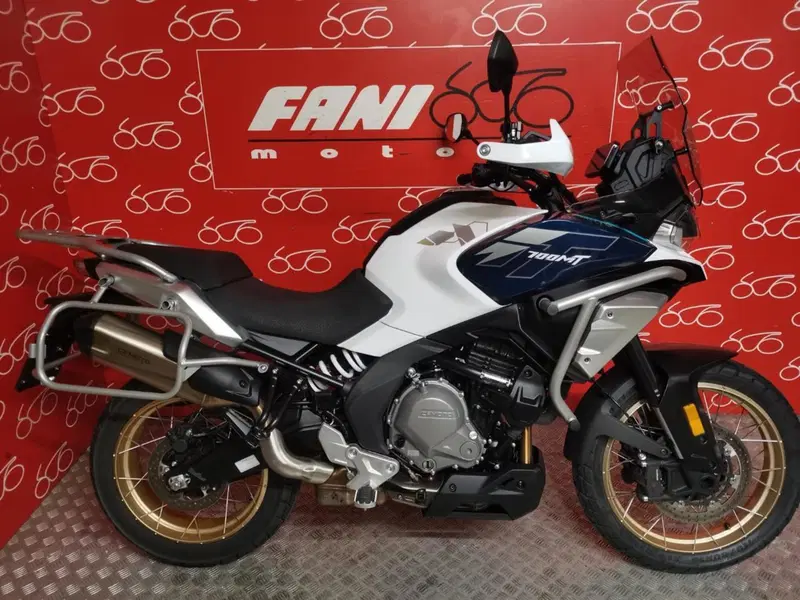 CFMOTO 700MT Adventure (2025 - 26)