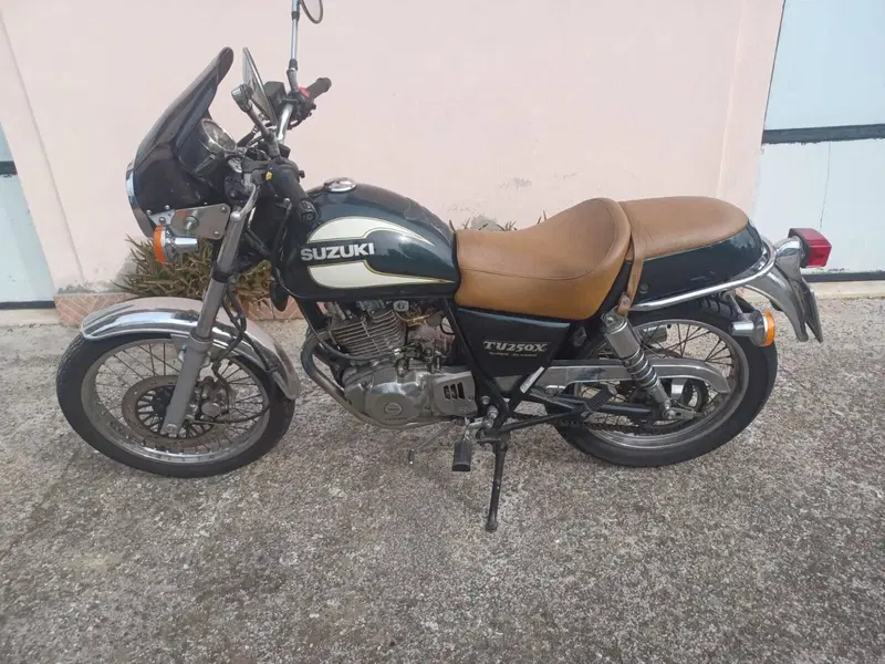 Suzuki TU 250 X (1997 - 03)