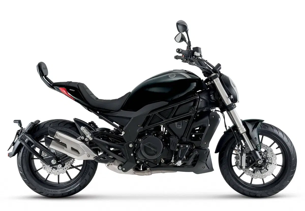 Benelli 502 C (2021 - 25)