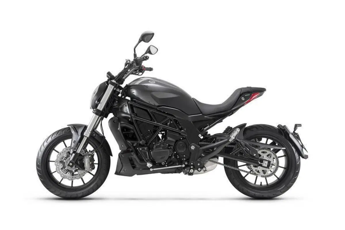 Benelli 502 C (2021 - 25) (5)