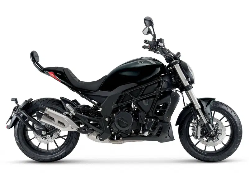Benelli 502 C (2021 - 25)