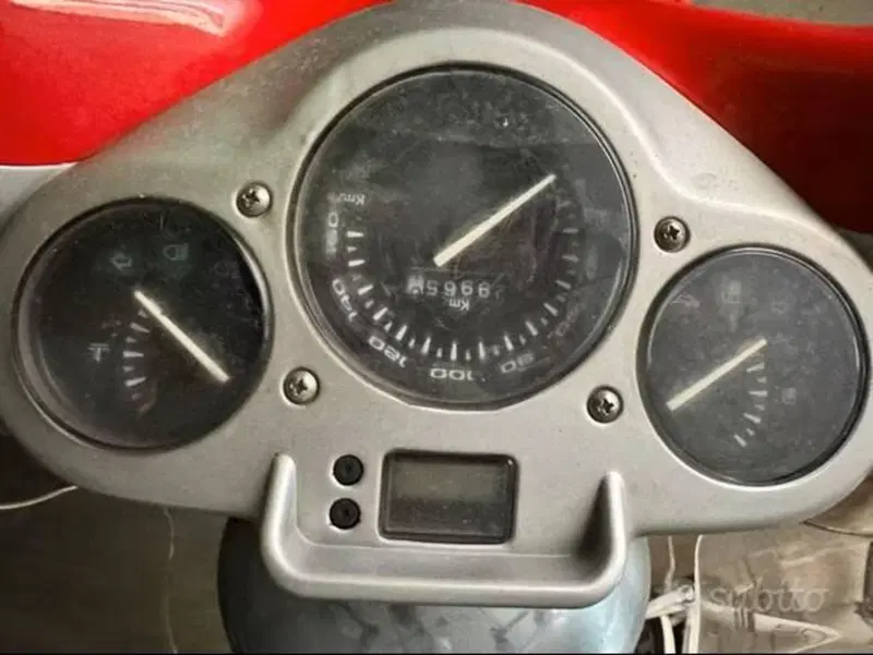 Aprilia Scarabeo 200 (2007 - 11) (4)