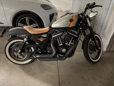 Harley-Davidson 883 Custom (2008 - 12) - XL 883C usata