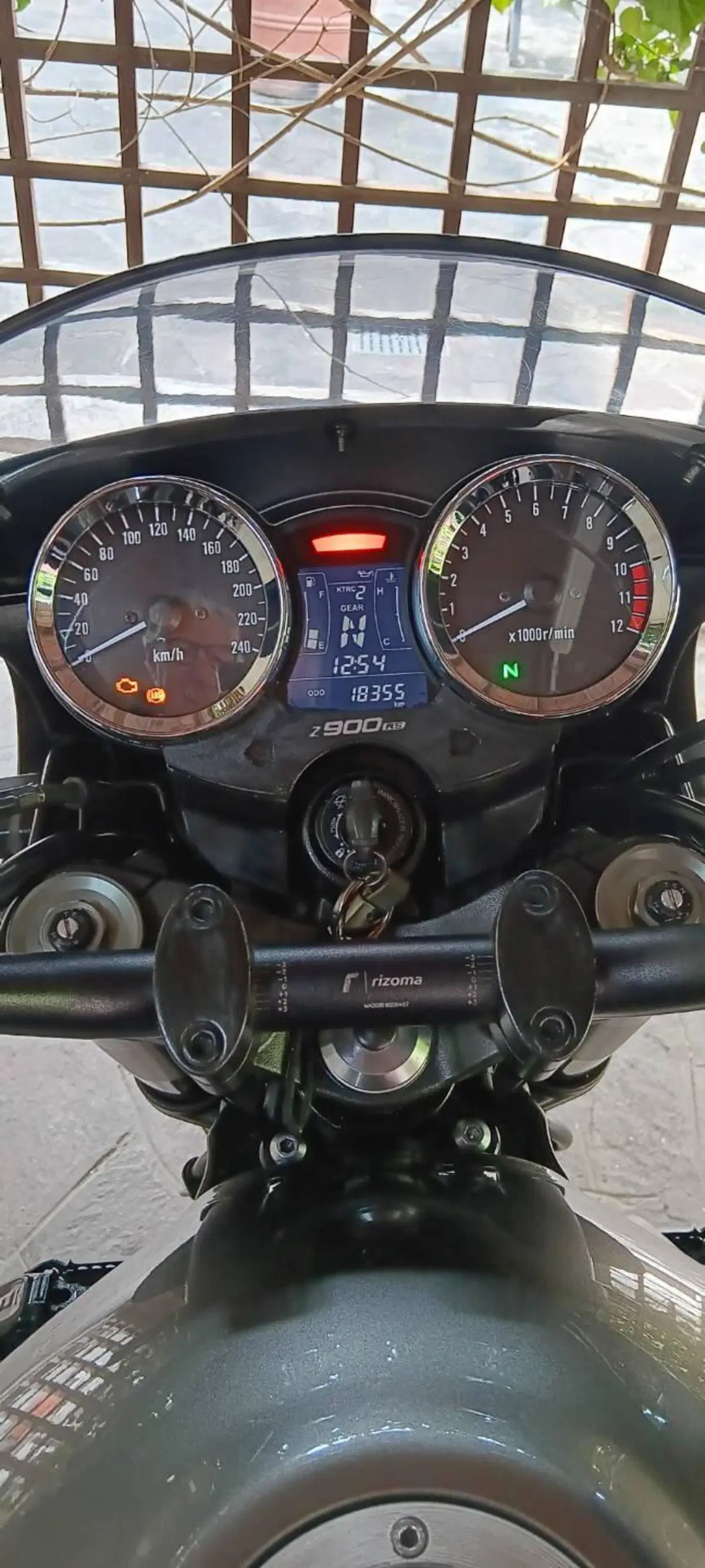 Kawasaki Z 900 RS Cafè Performance (2020 - 21) (9)