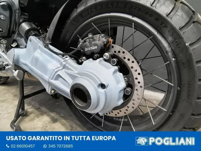 Moto Guzzi Stelvio (2024 - 26) (7)