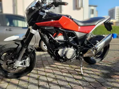 Husqvarna Nuda 900 ABS (2011 - 13) usata