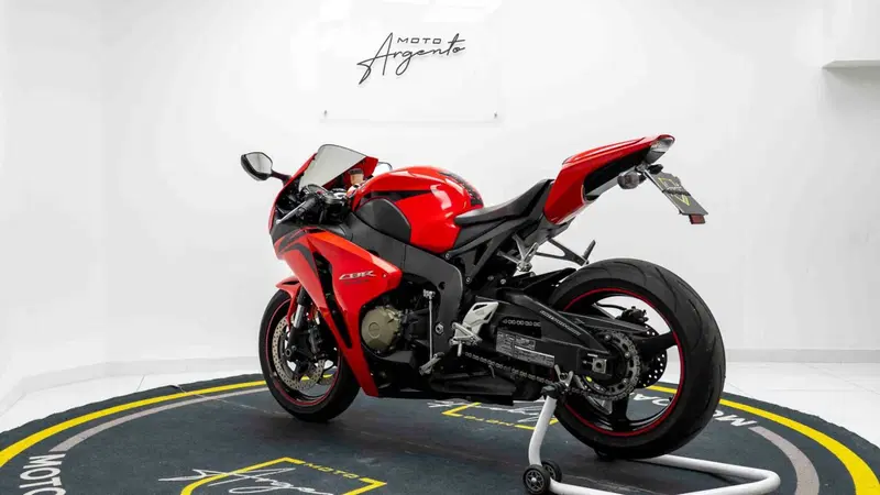 Honda CBR 1000 RR Fireblade (2008 - 11) (5)