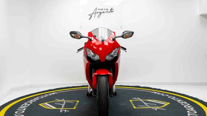 Honda CBR 1000 RR Fireblade (2008 - 11) (8)