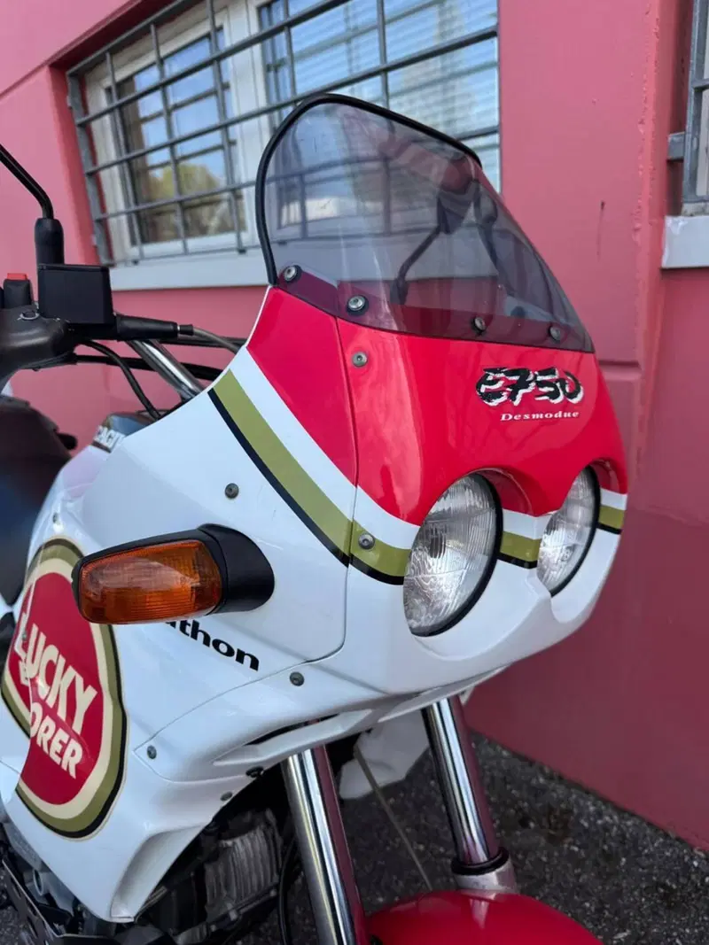 Cagiva Elefant 750 Cat (1994 - 97) (2)