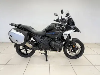 Bmw R 1300 GS Triple Black (2023 - 26) usata