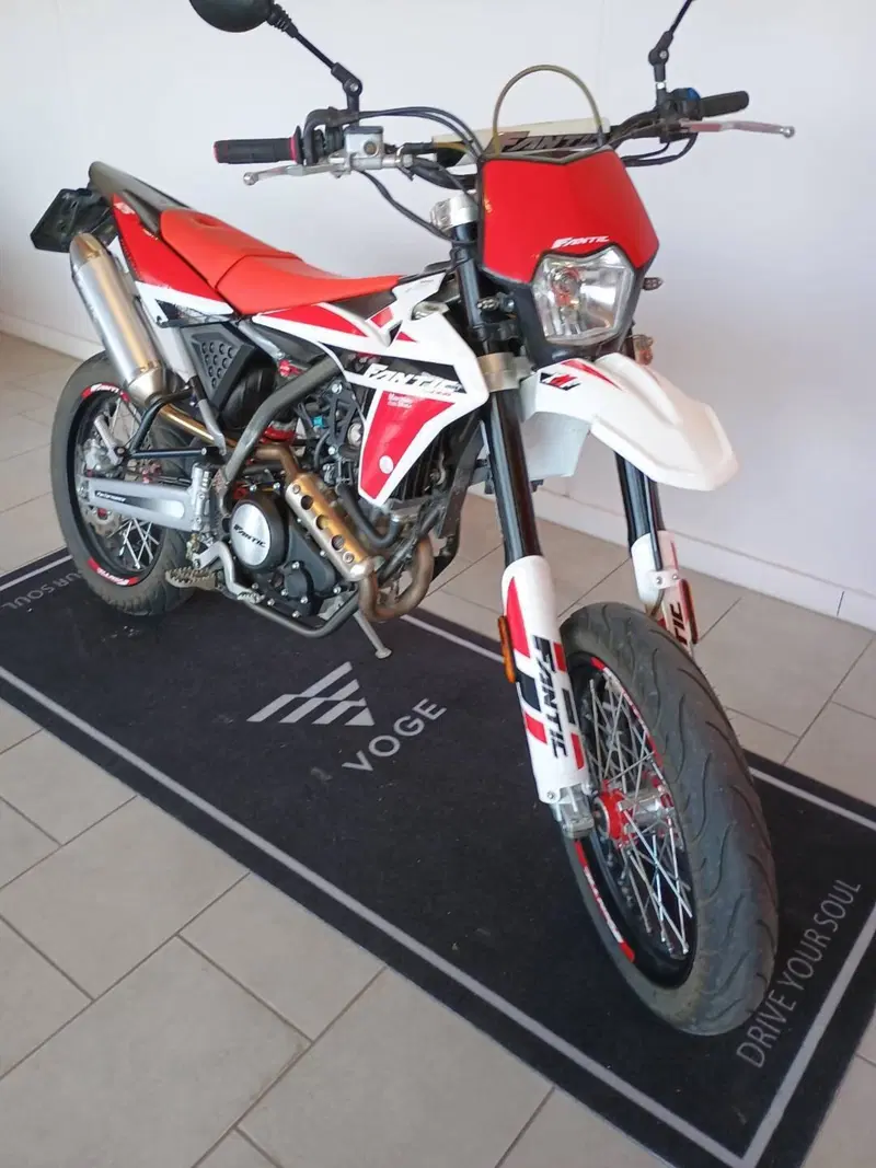 Fantic Motor XMF 125 Motard Performance 4T (2023 - 24) (7)