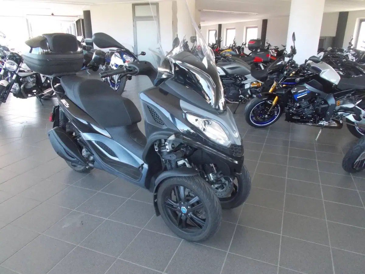 Piaggio MP3 300 ABS Hpe (2021 - 24)
