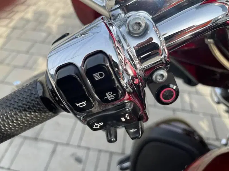 Harley-Davidson 1800 Ultra Limited (2014 - 16) (6)