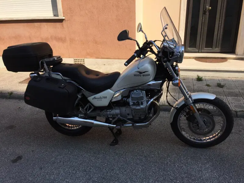 Moto Guzzi Nevada 750 Club