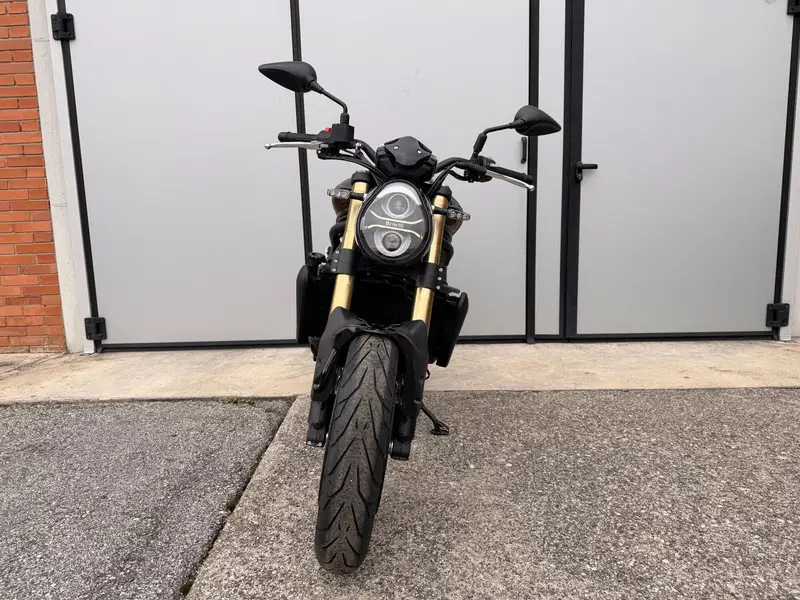 Benelli 752 S (2022 - 25) (8)