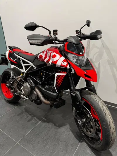 Ducati Hypermotard 950 RVE (2022 - 25) usata