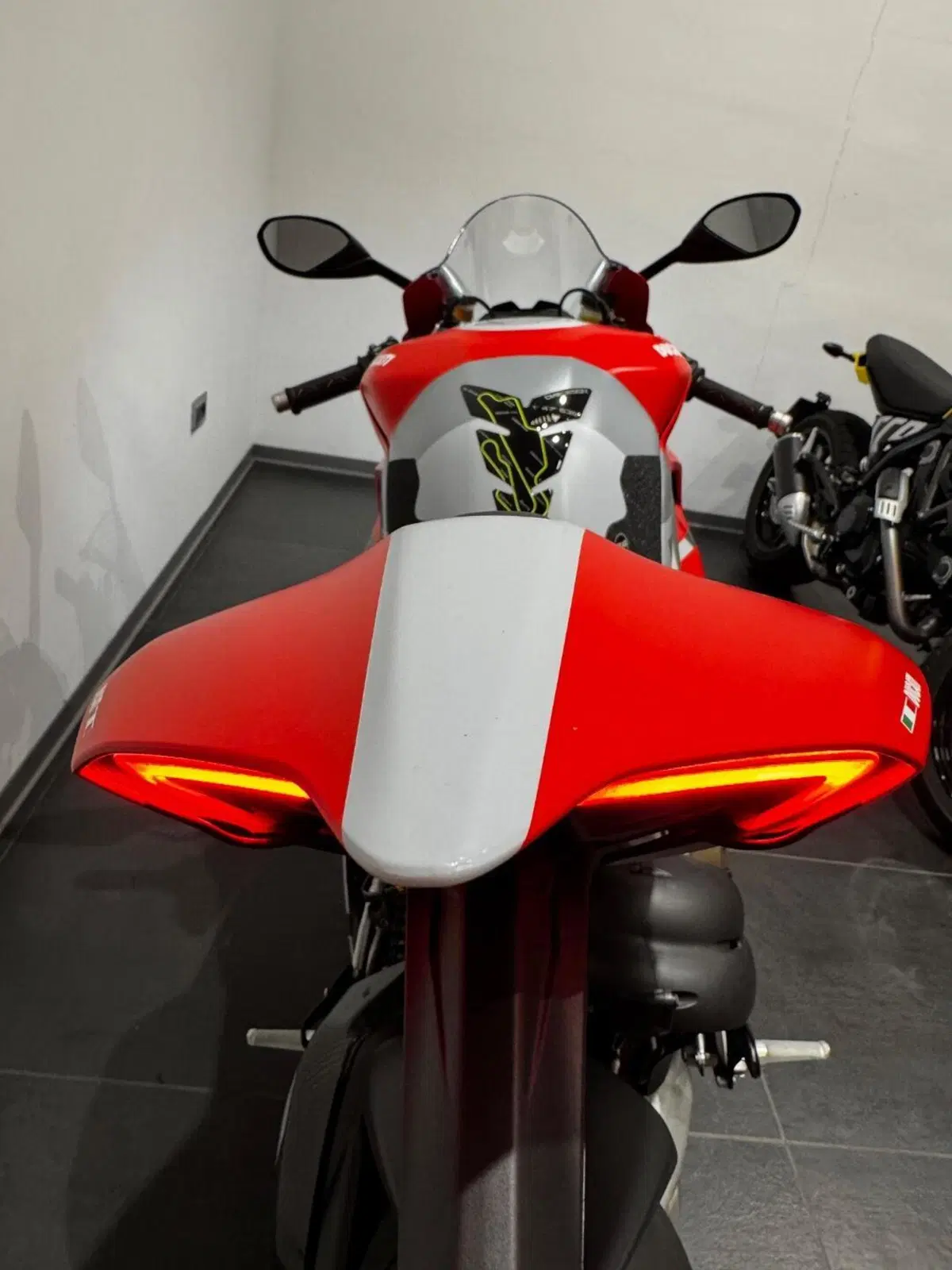 Ducati Panigale V4 S 1100 Corse (2019) (7)