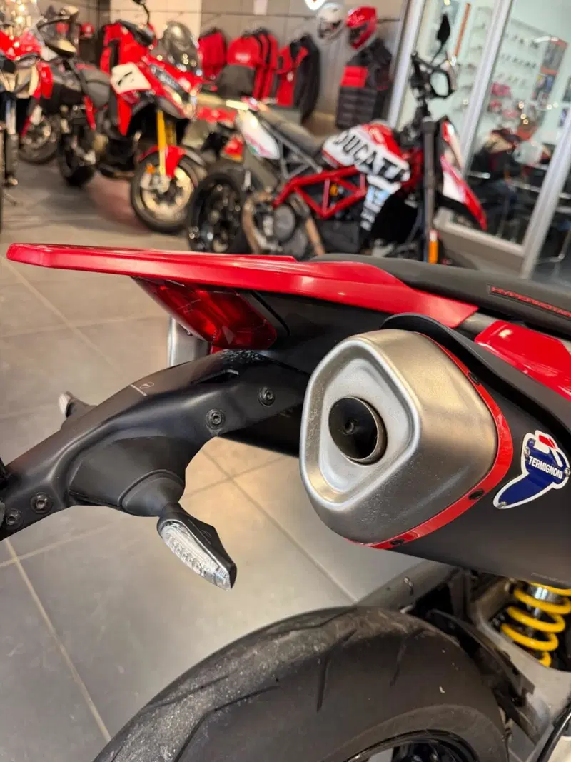 Ducati Hypermotard 698 Mono (2024 - 26) (16)