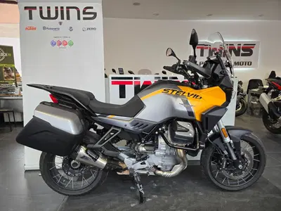 Moto Guzzi Stelvio (2024 - 26) usata