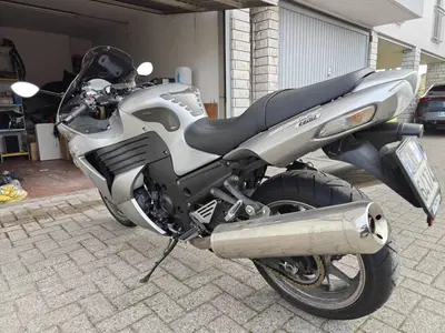 Kawasaki ZZR 1400 (2006 - 11) usata
