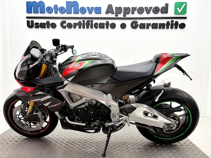 Aprilia Tuono V4 Factory (2019 - 20) (2)