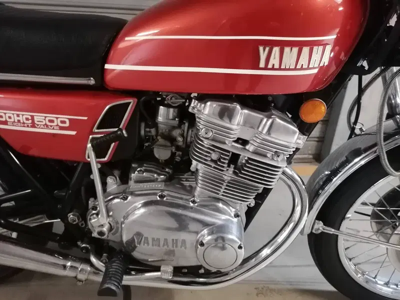 Yamaha TX 500 (4)